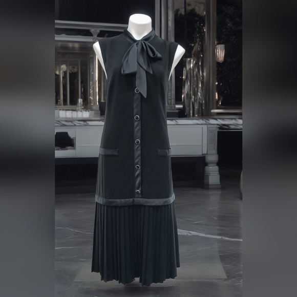 Iconic Fink Modell 1960s Black Satin Bow Tie Sleeveless Shift Dress Pleated Midi - Picture 8 of 12